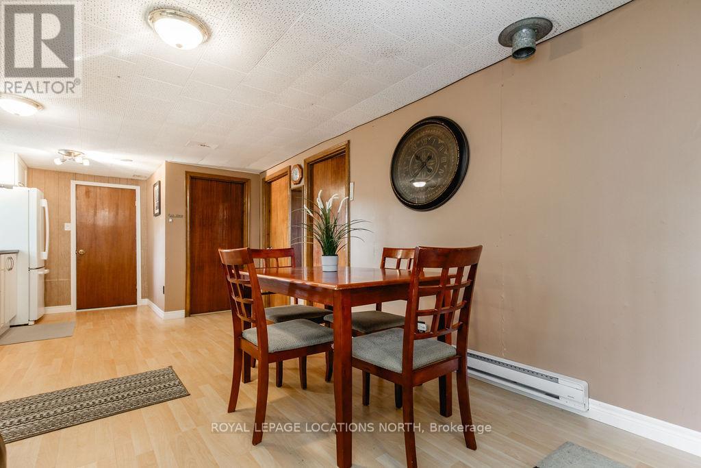 38 LAIDLAW ST