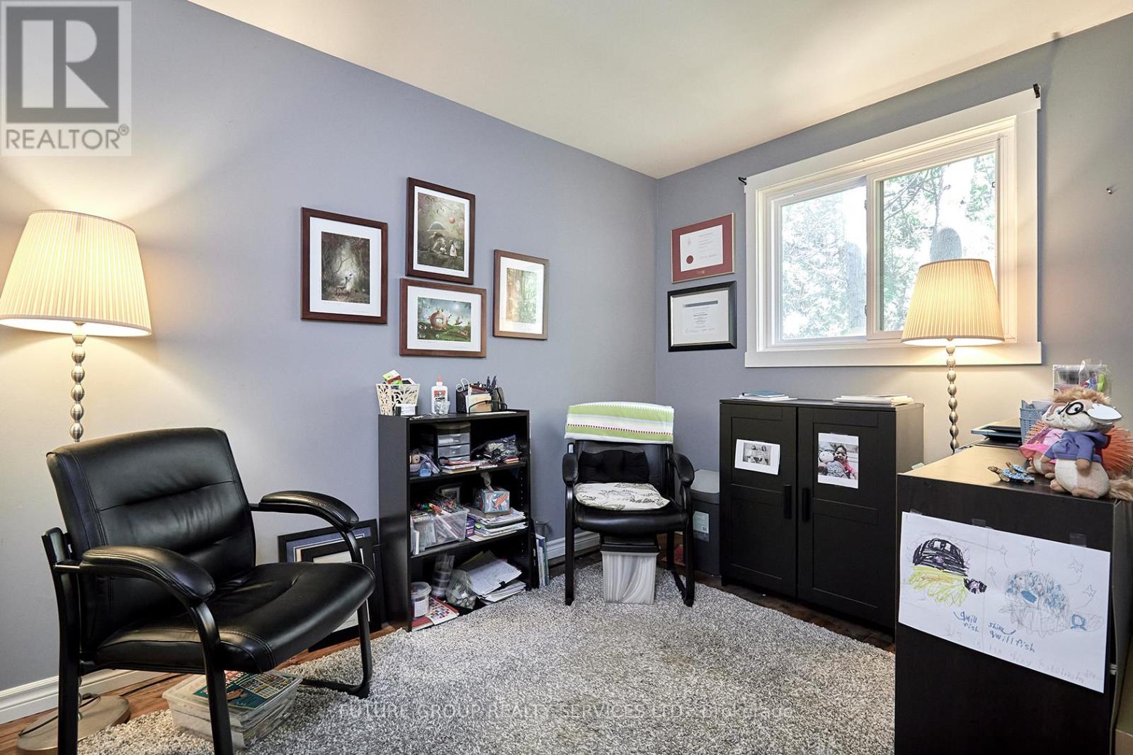 #330 -5 DAWSON DR, #330