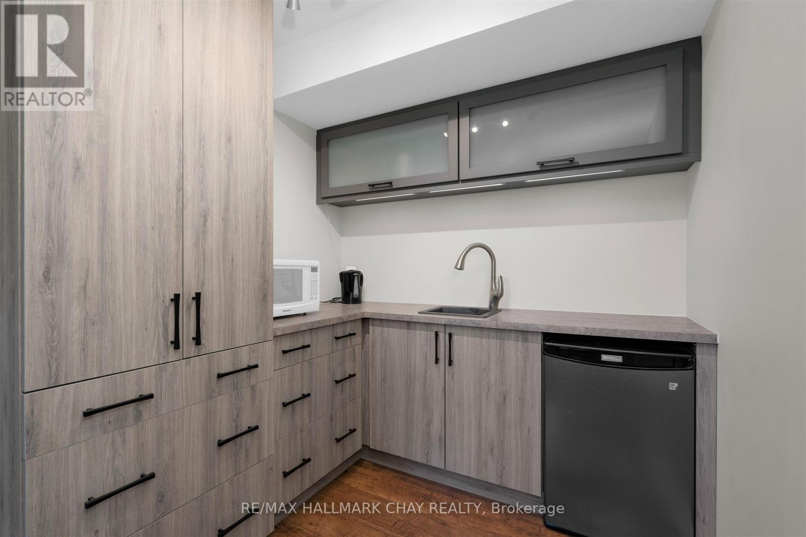 3 GELDERLAND CRES