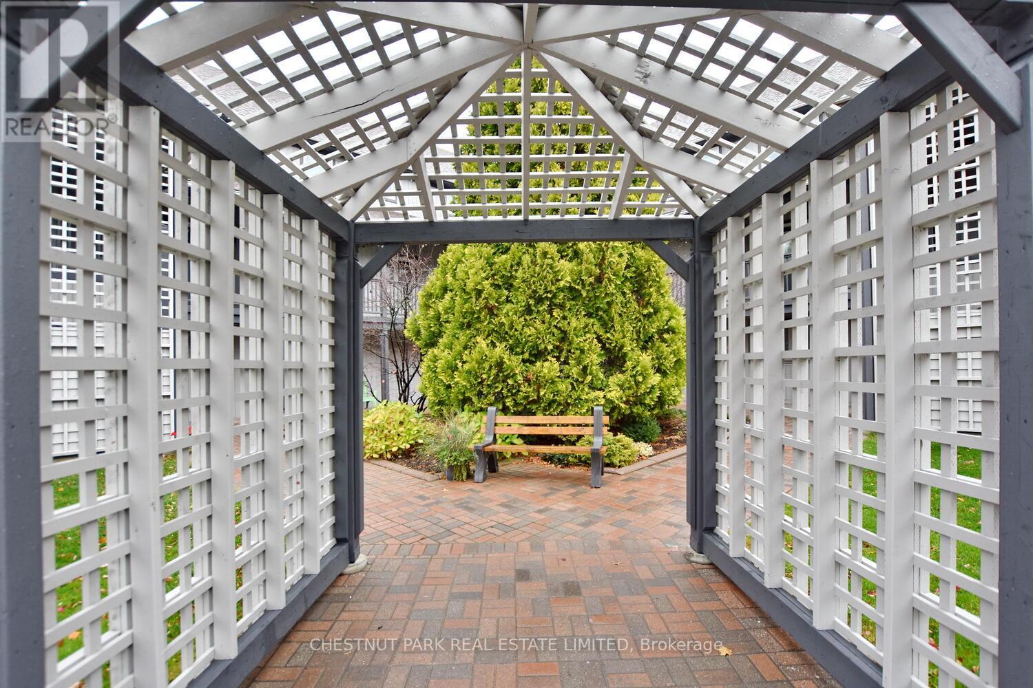 704 JOHNSTON PARK AVE