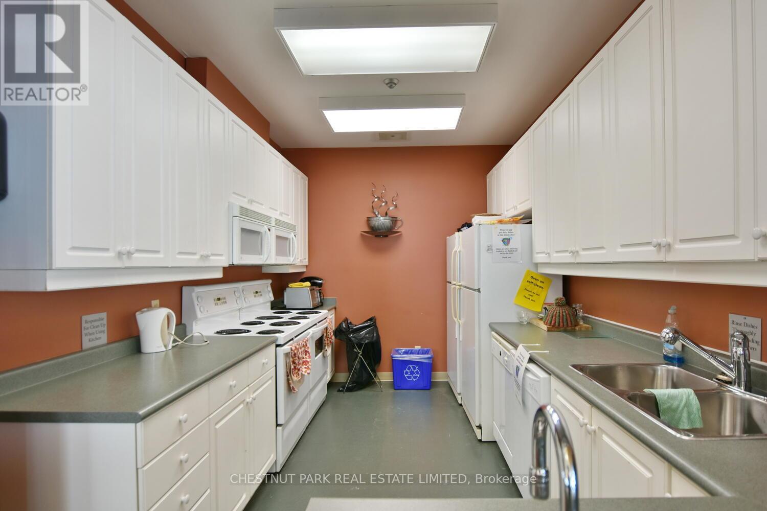 704 JOHNSTON PARK AVE