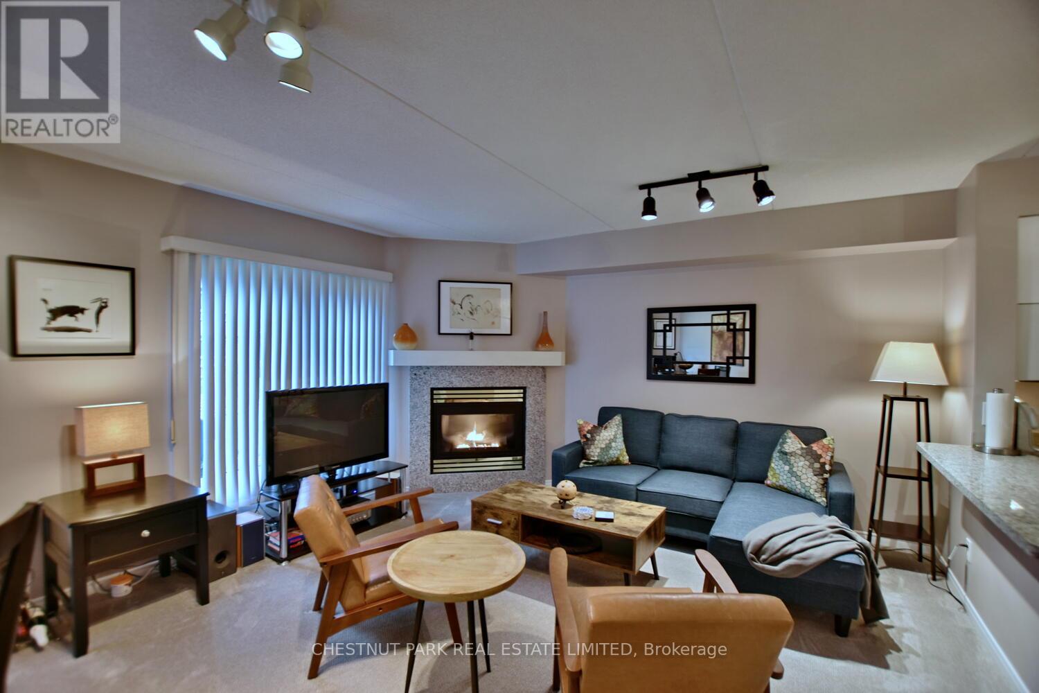 704 JOHNSTON PARK AVE