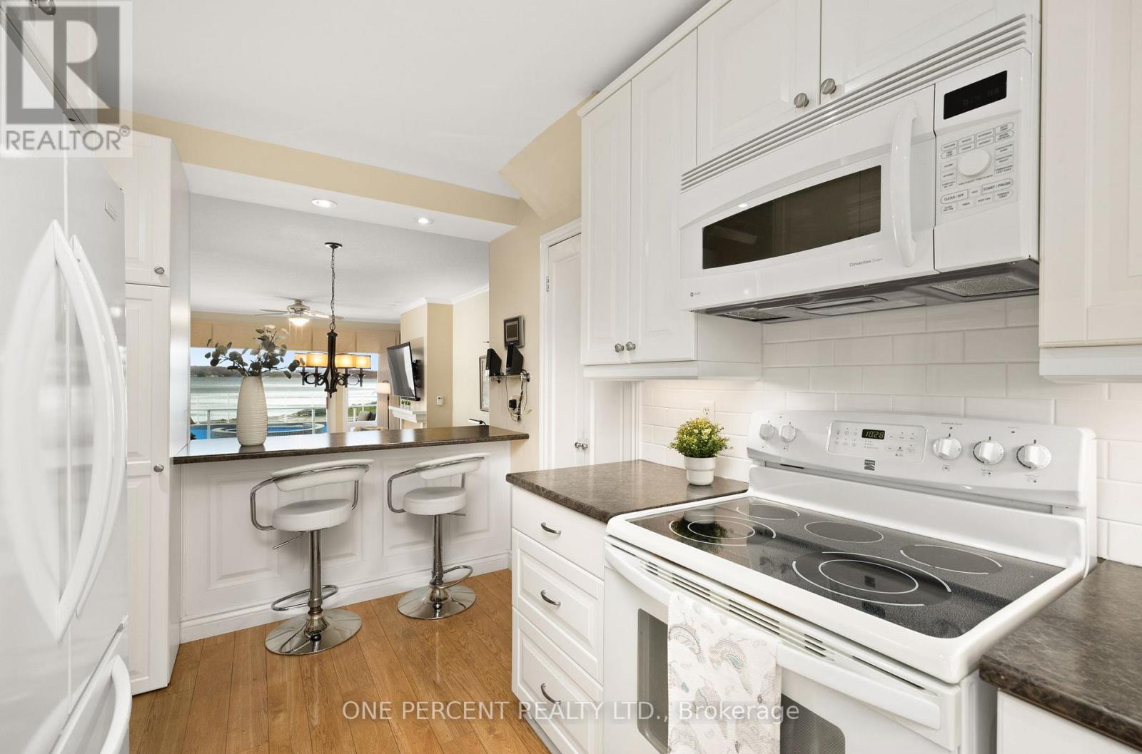 #108 -603 ATHERLEY RD, #108
