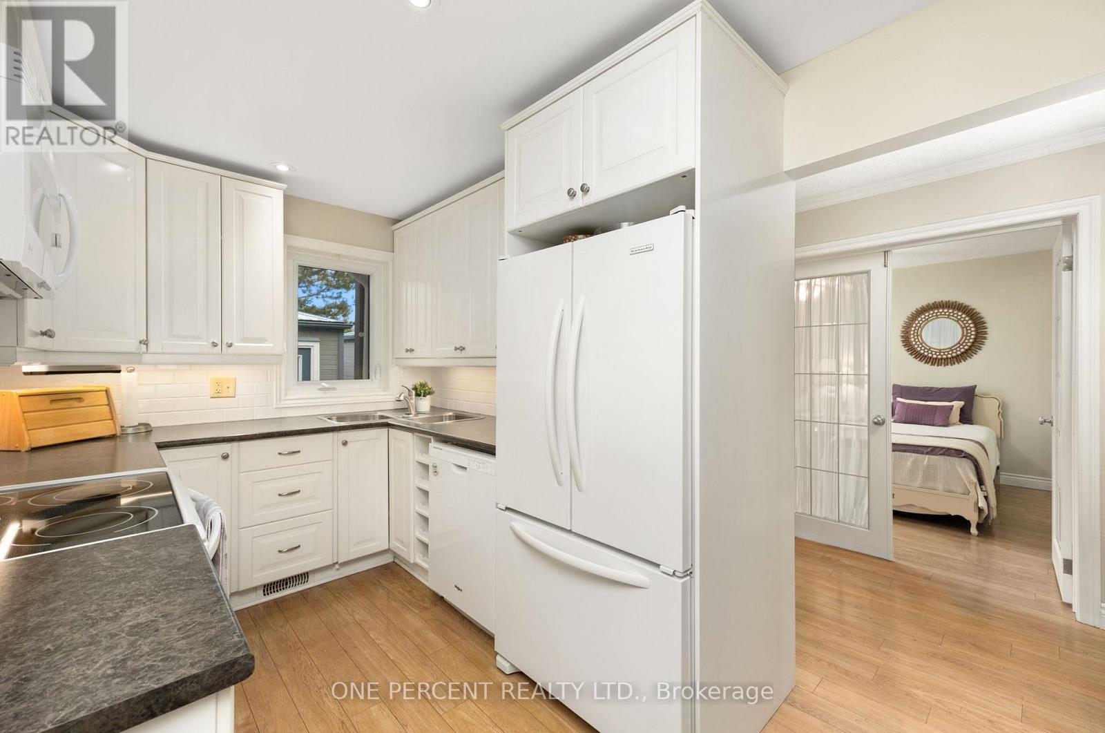 #108 -603 ATHERLEY RD, #108