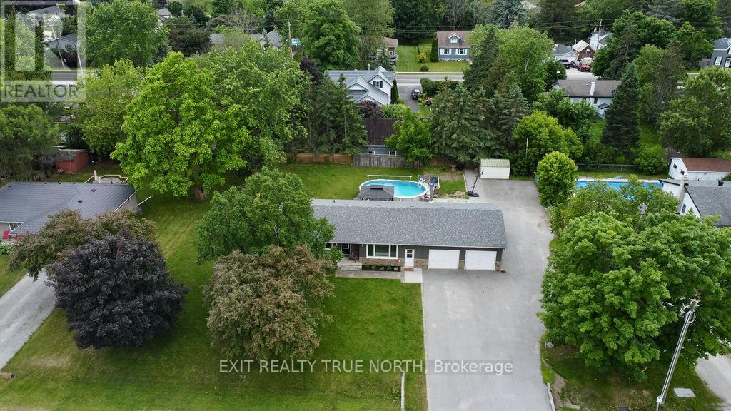 12 HURON ST