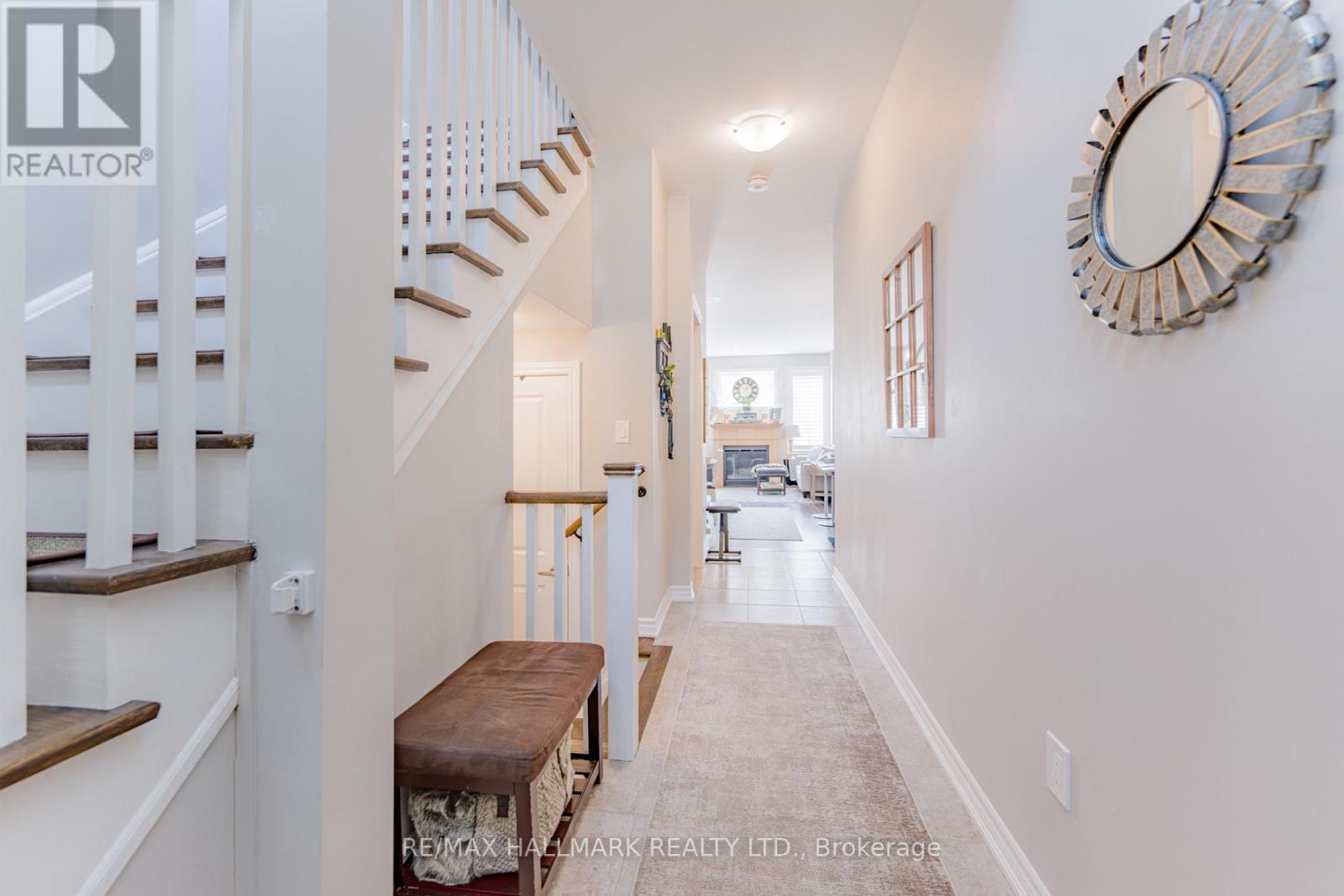 44 GREAVES AVE