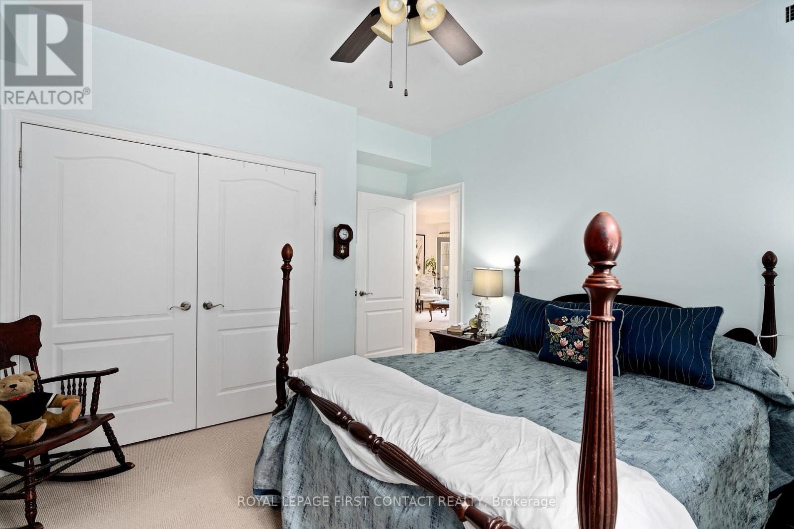 #104 -200 COLLIER ST, #104