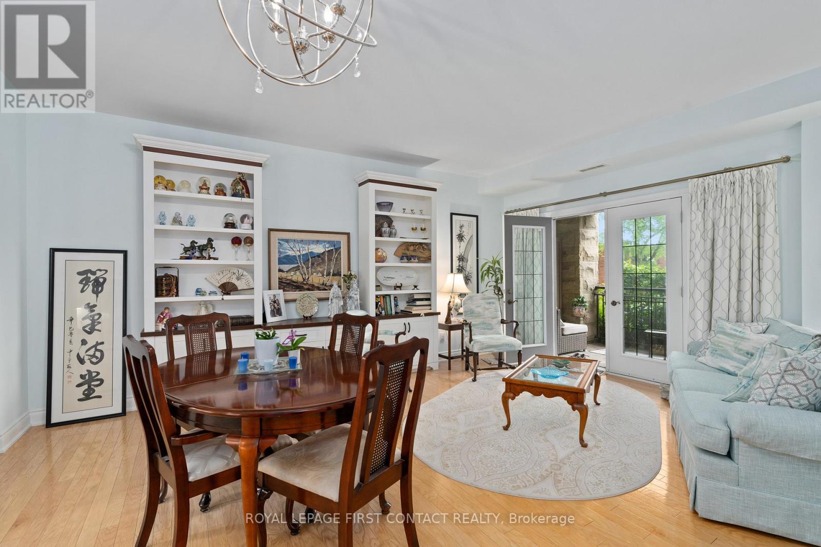 #104 -200 COLLIER ST, #104