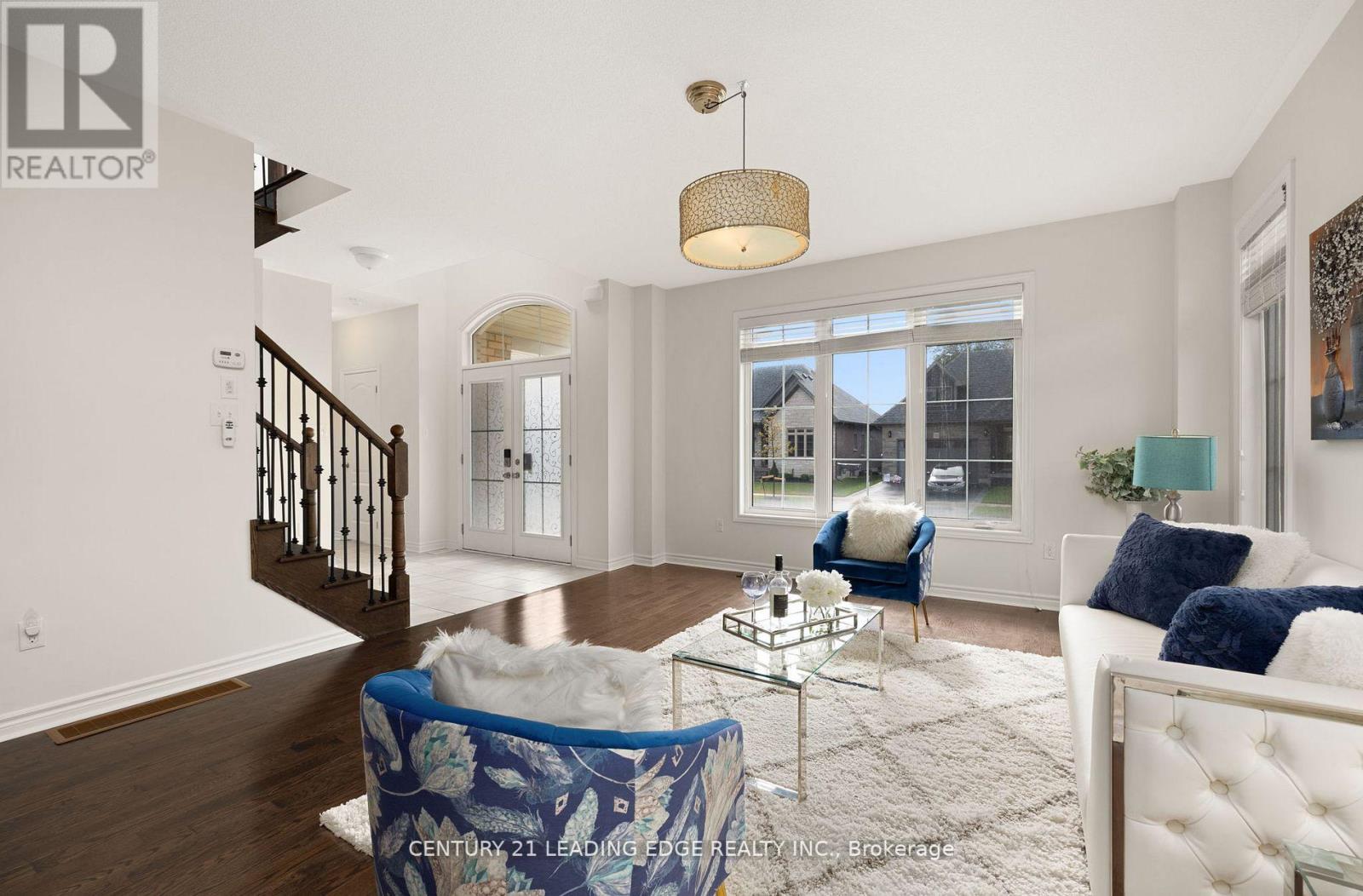 71 KIRBY AVE