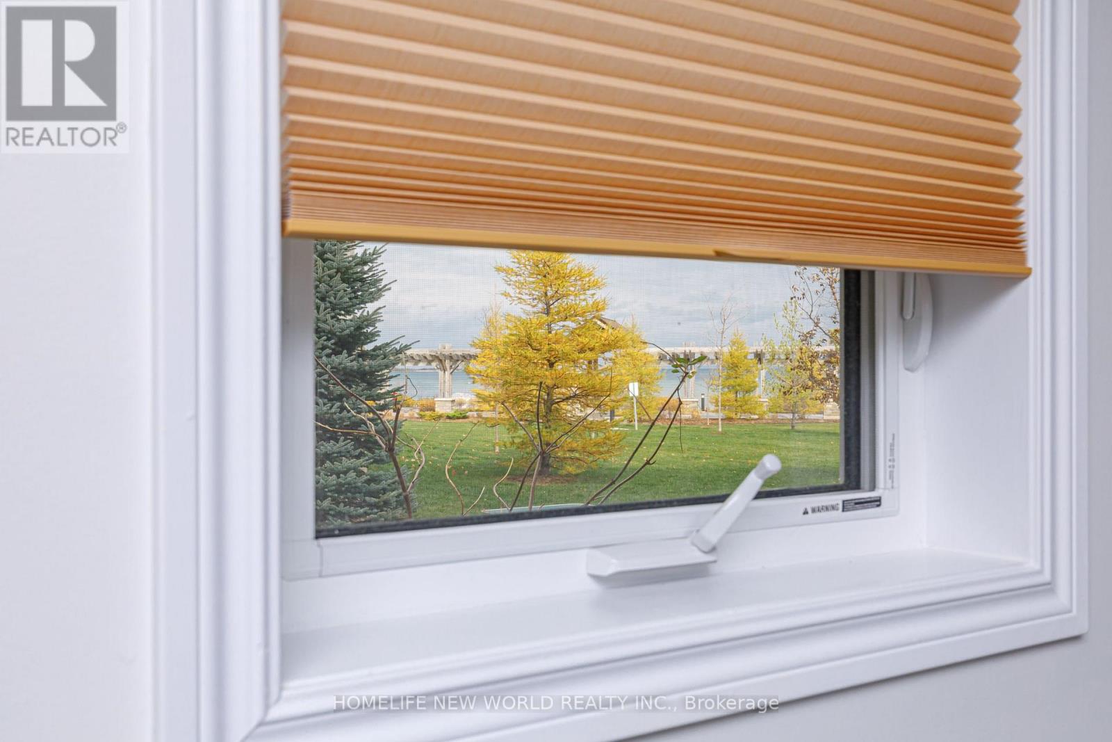 #101 -5 ANCHORAGE CRES, #101