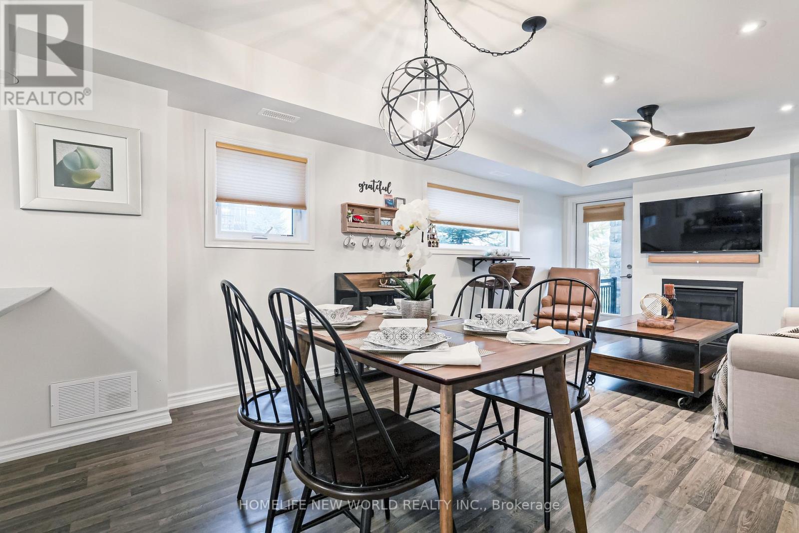 #101 -5 ANCHORAGE CRES, #101