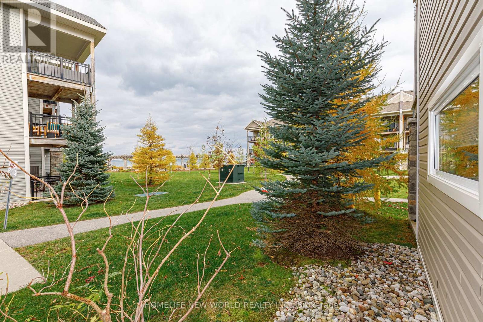 #101 -5 ANCHORAGE CRES, #101