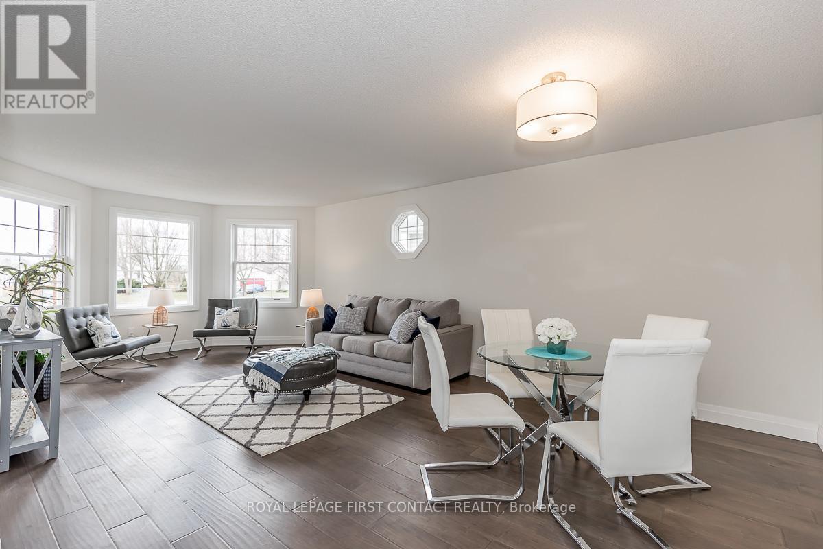 3 CHESTNUT CRT