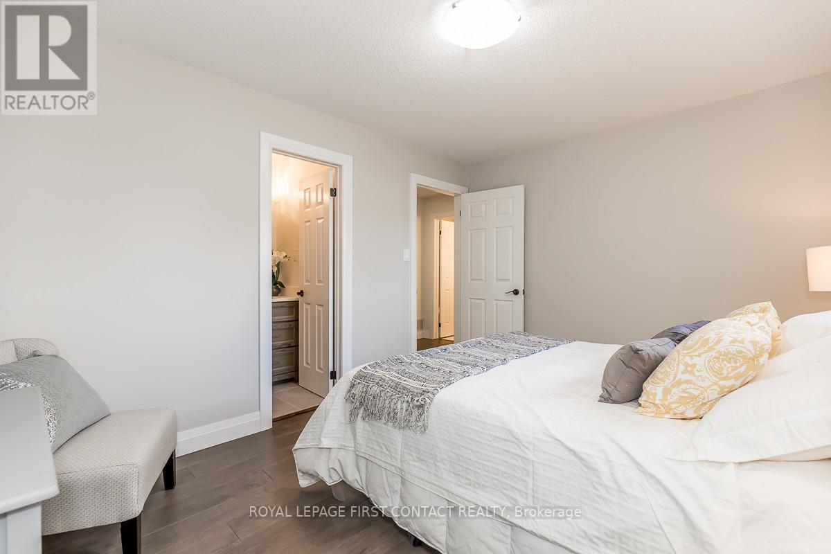 3 CHESTNUT CRT