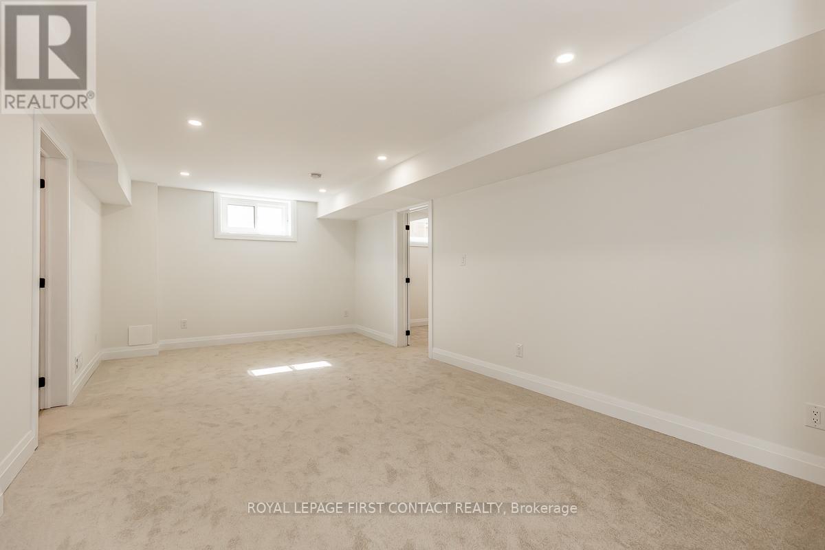 3 CHESTNUT CRT