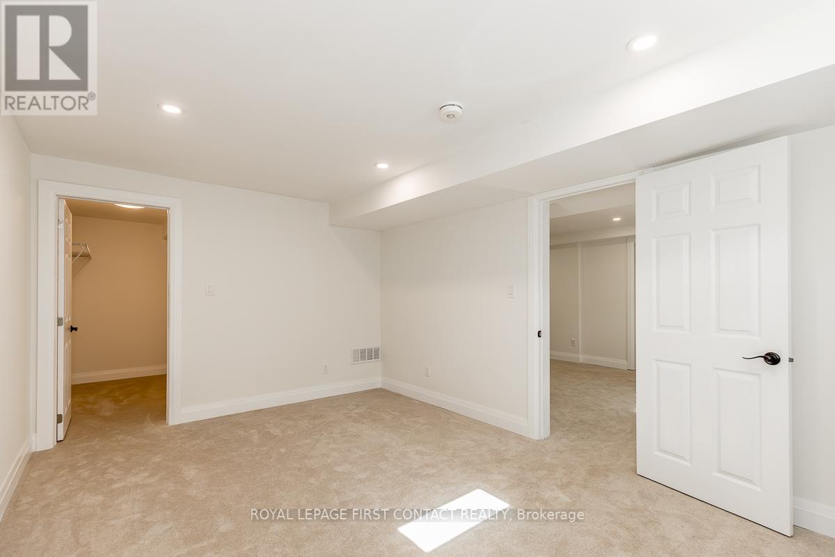3 CHESTNUT CRT