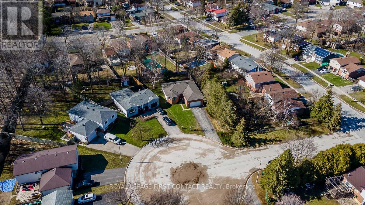3 CHESTNUT CRT