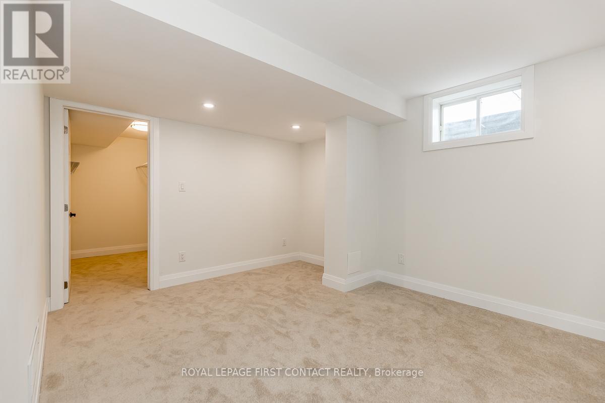 3 CHESTNUT CRT