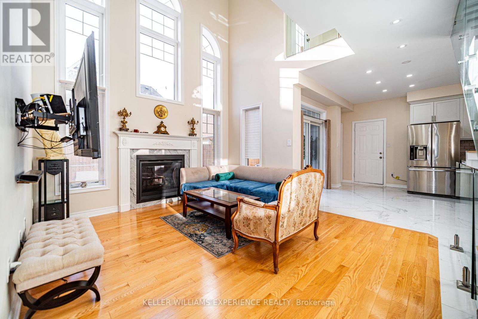 61 RIVERWALK PL