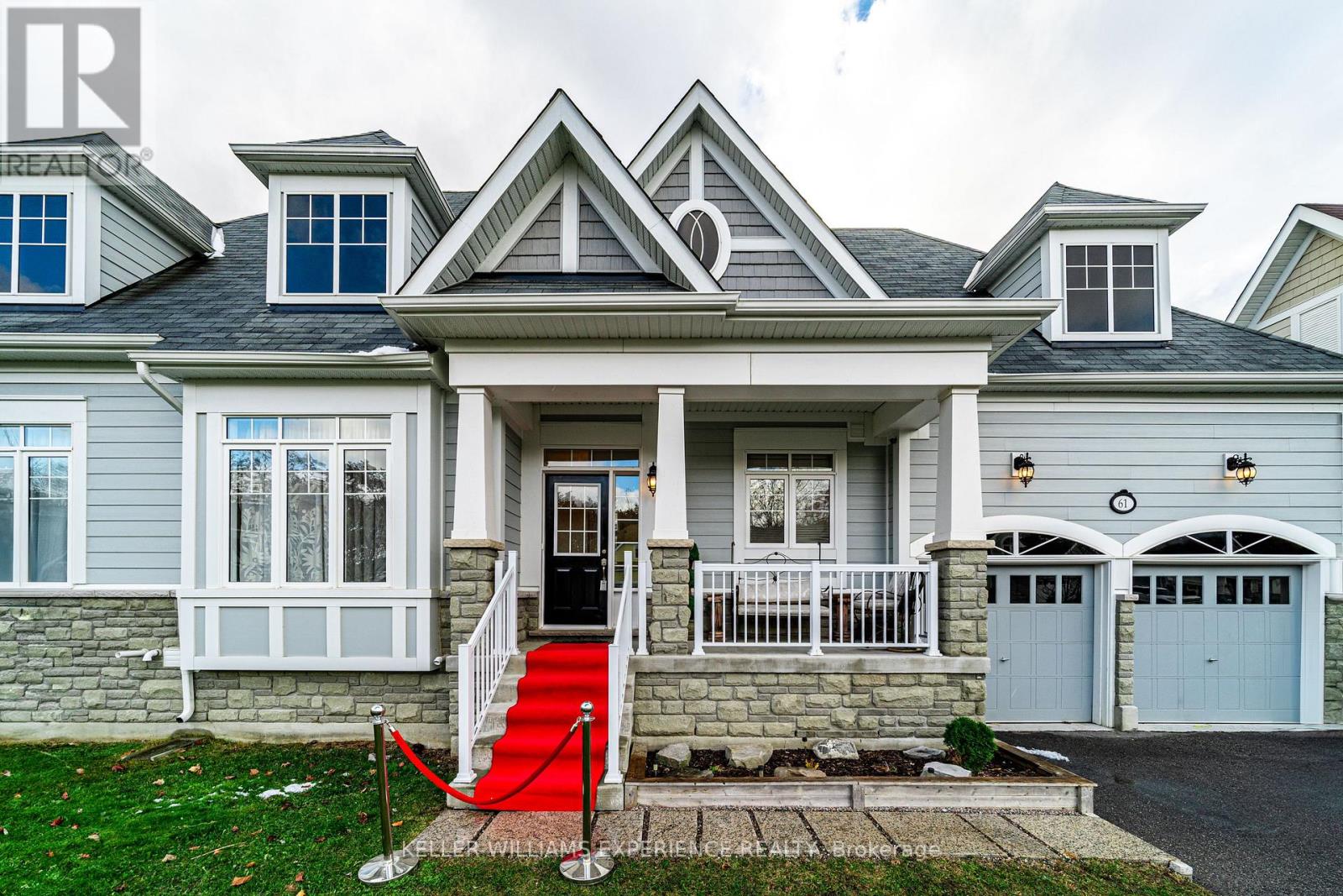 61 RIVERWALK PL