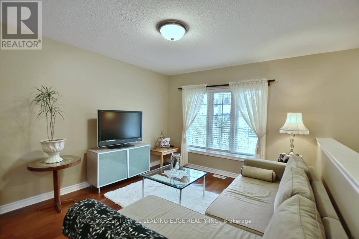72 FOREST AVE