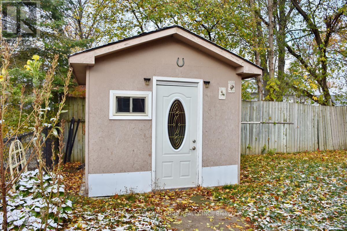 72 FOREST AVE