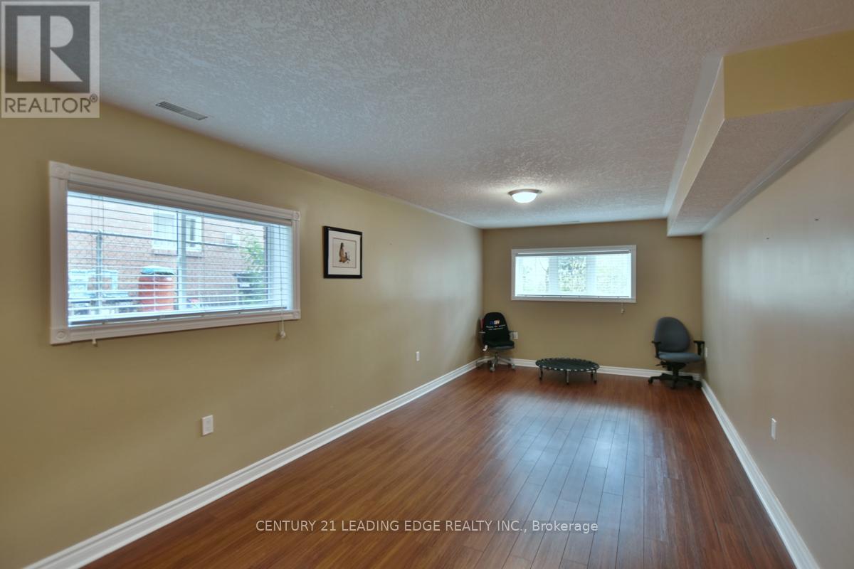 72 FOREST AVE