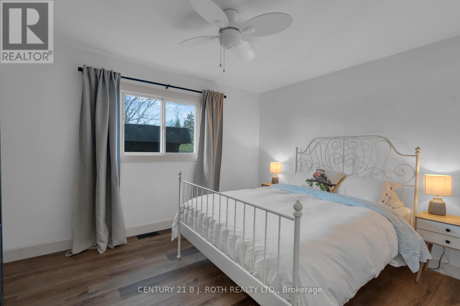 4 CONCESSION RD 13  W