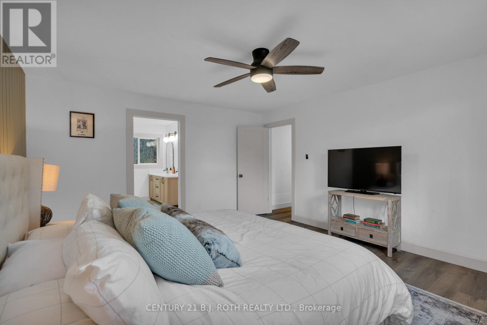4 CONCESSION RD 13  W