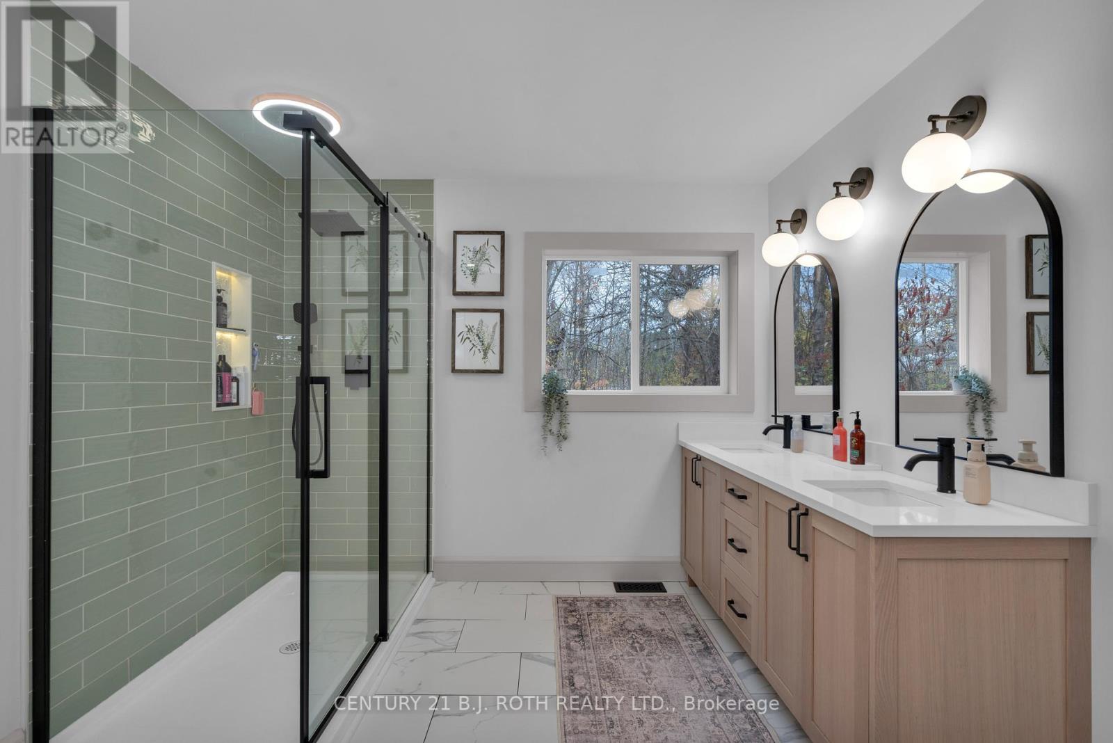 4 CONCESSION RD 13  W