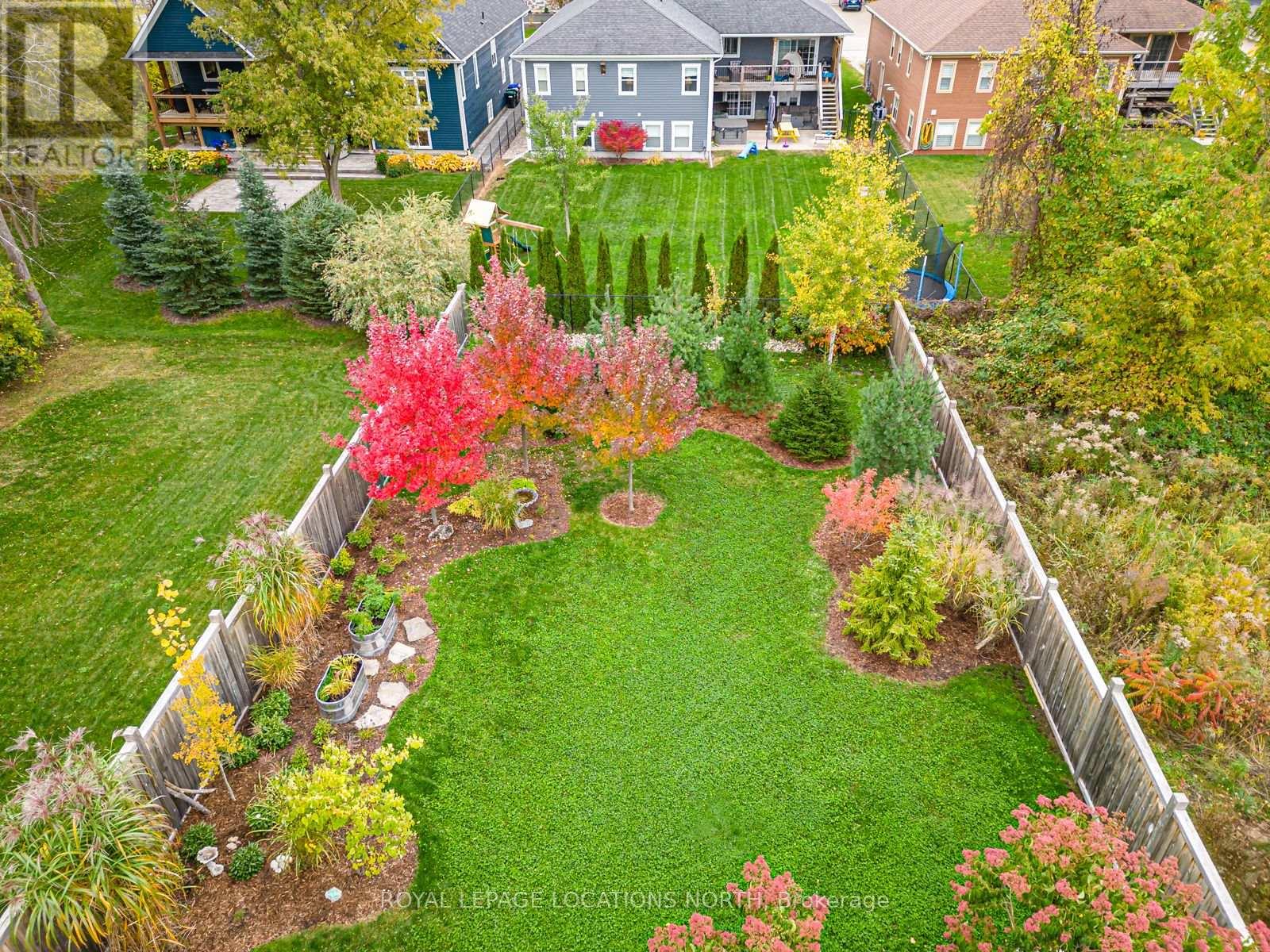 74 FINDLAY DR