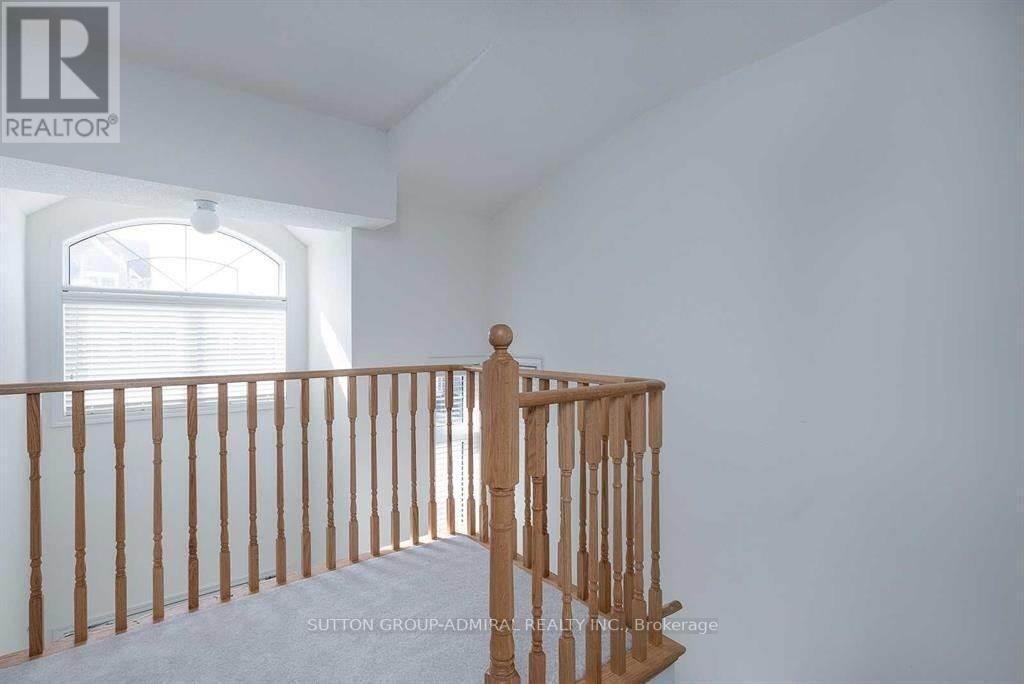 13 HILLS THISTLE DR