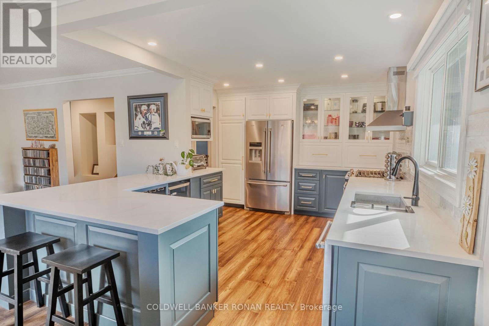 43 LANKIN BLVD