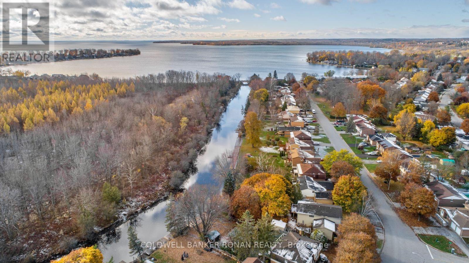 43 LANKIN BLVD
