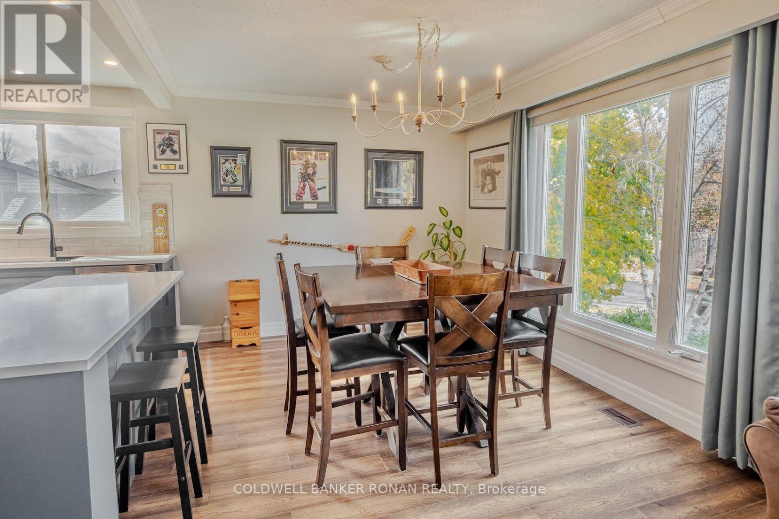 43 LANKIN BLVD