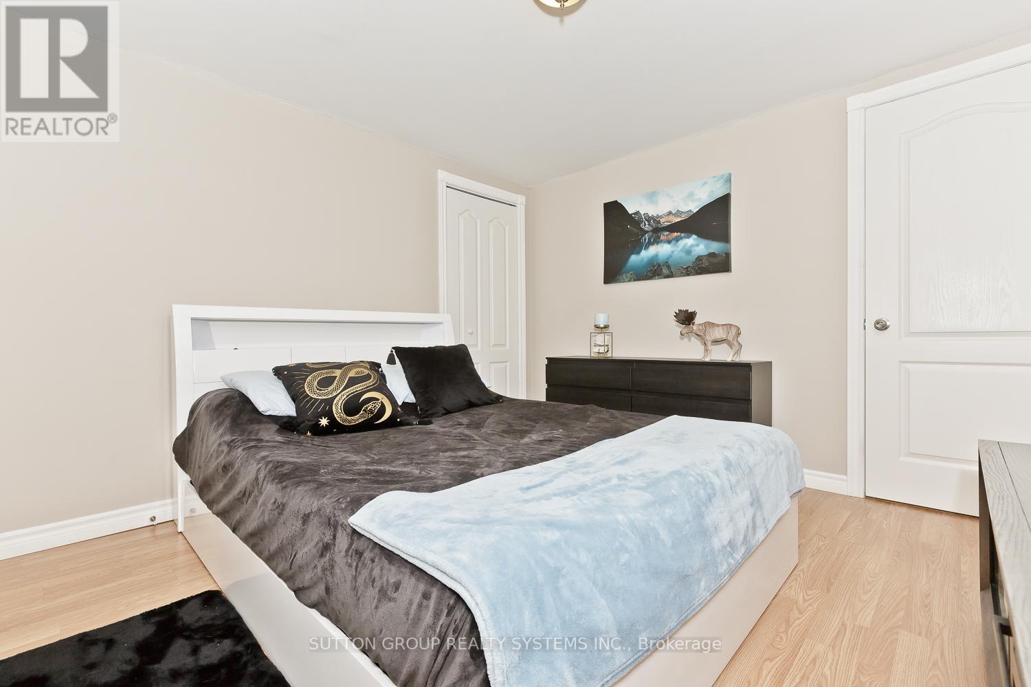 1877 RIVER RD W