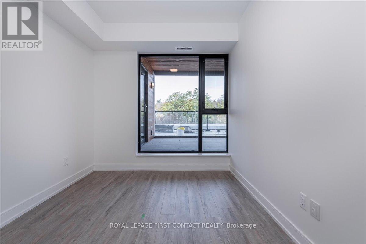 #416 -185 DUNLOP ST E, #416