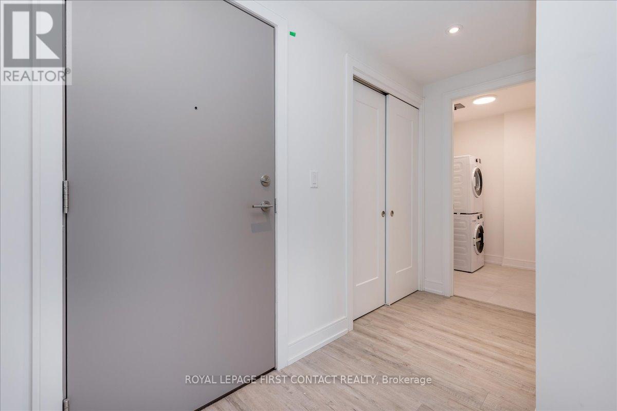 #416 -185 DUNLOP ST E, #416