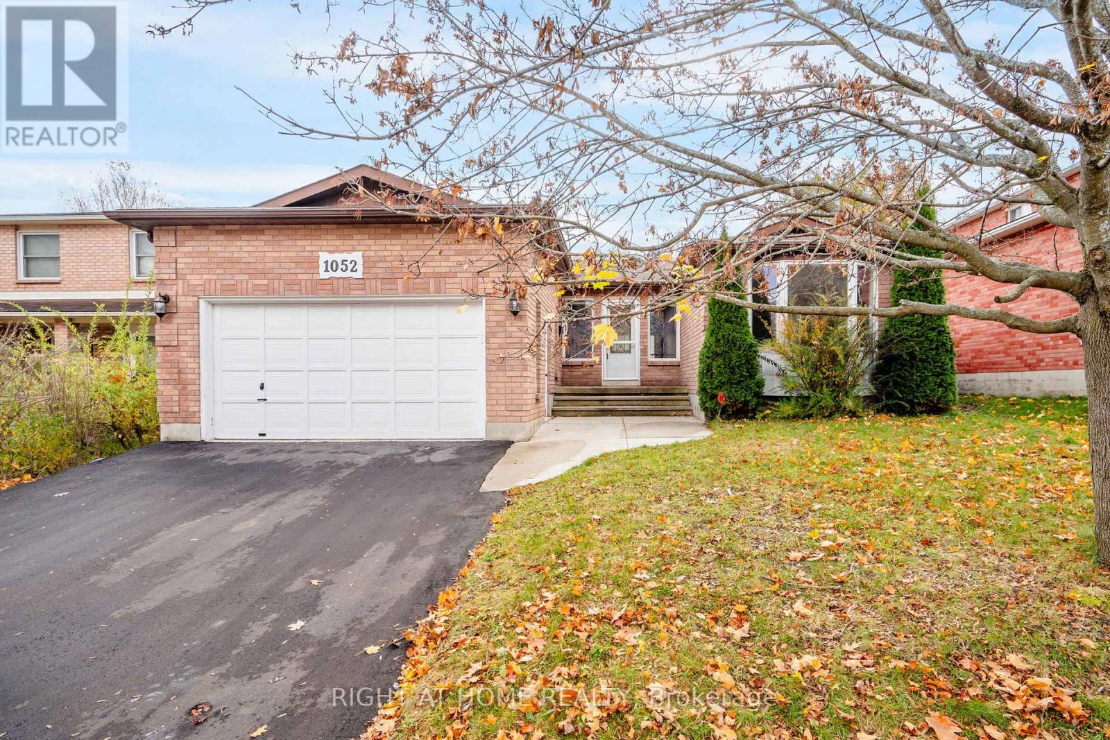 1052 DINA CRES
