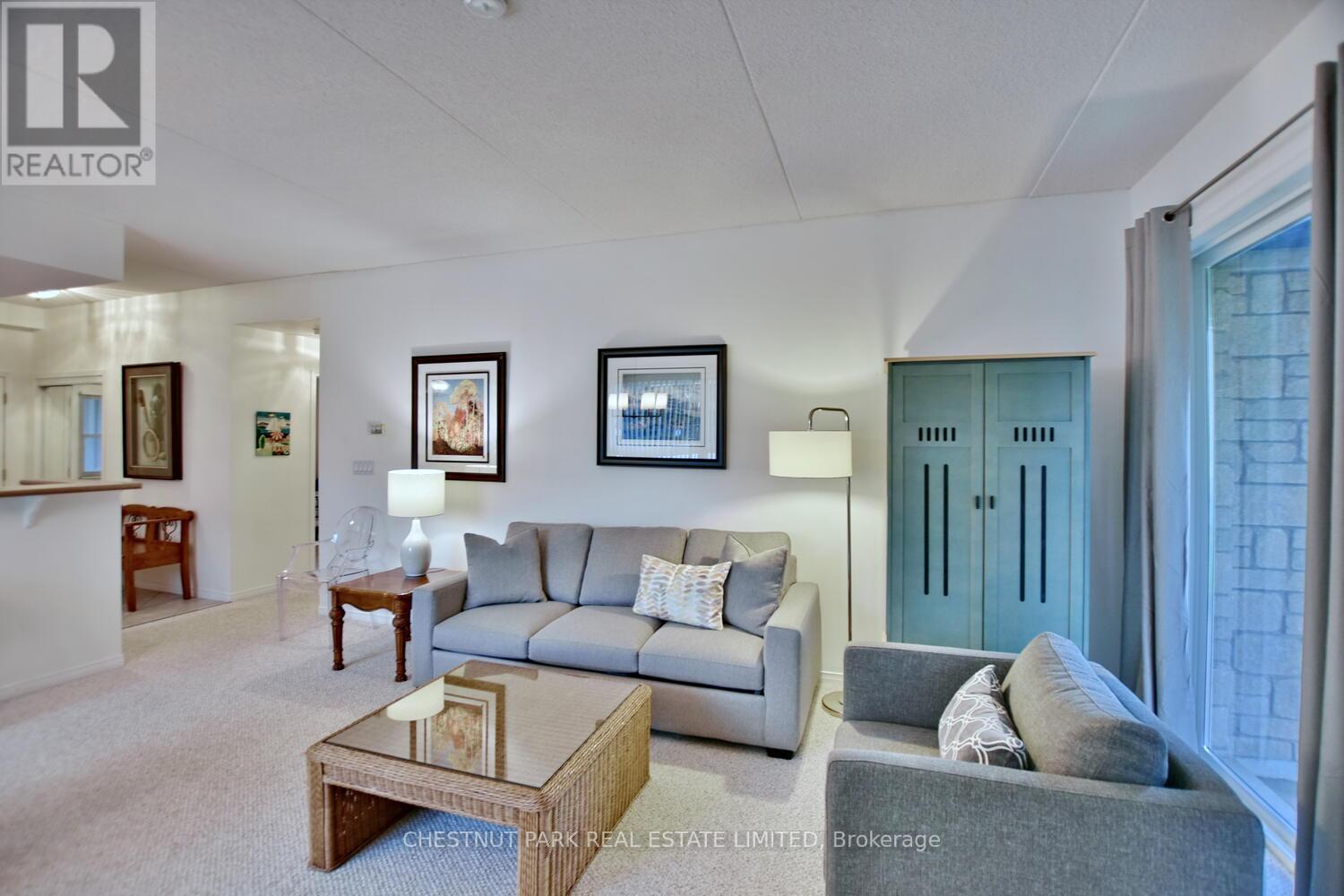 684 JOHNSTON PARK AVE
