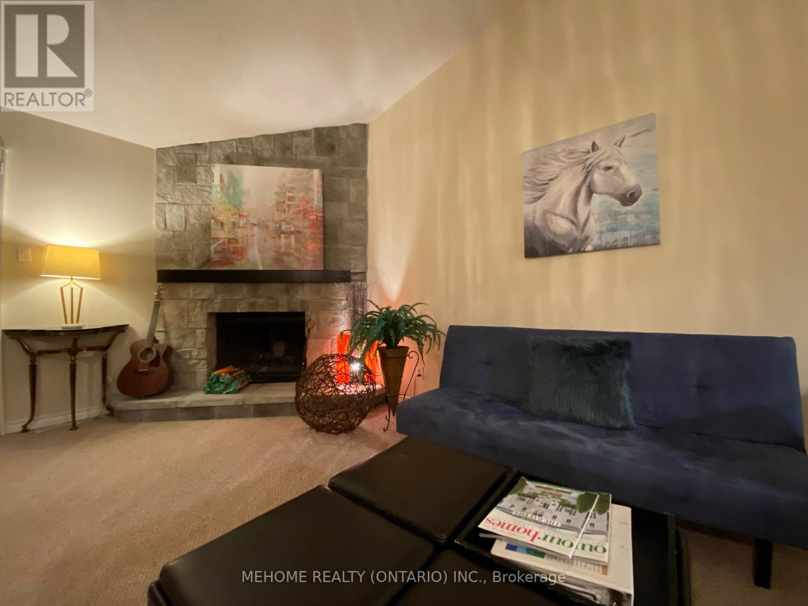 #343 -11 HARBOUR ST W, #343
