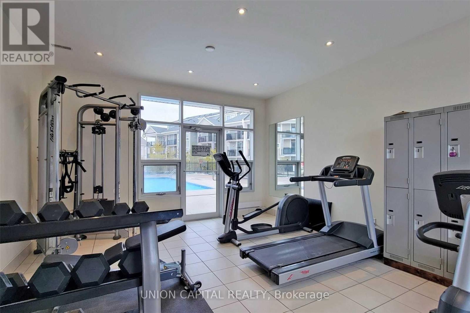 #205 -6 ANCHORAGE CRES, #205