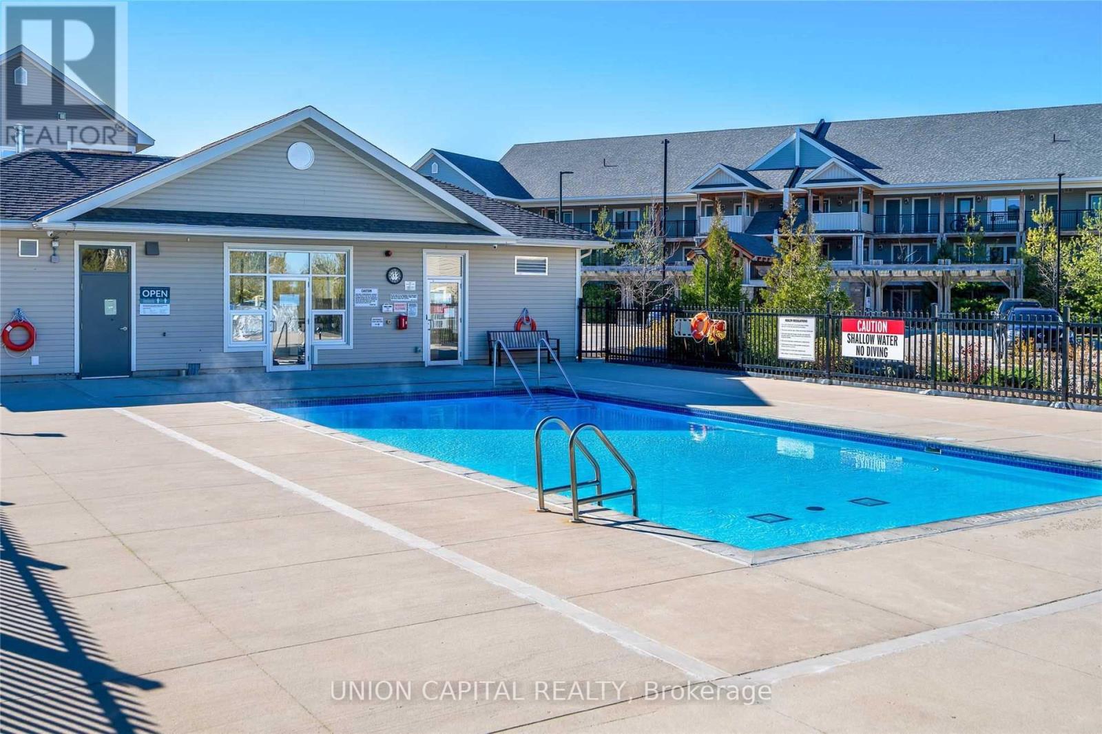 #205 -6 ANCHORAGE CRES, #205