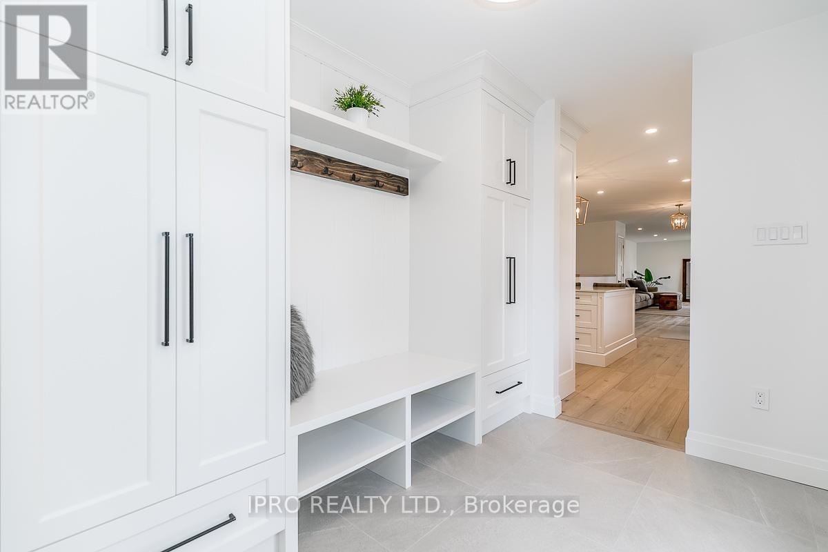10 GOLFVIEW DR