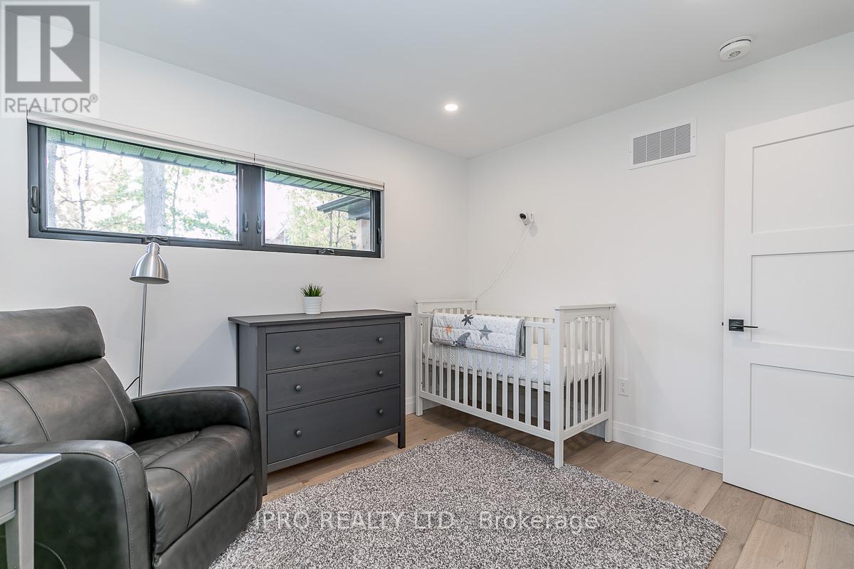 10 GOLFVIEW DR