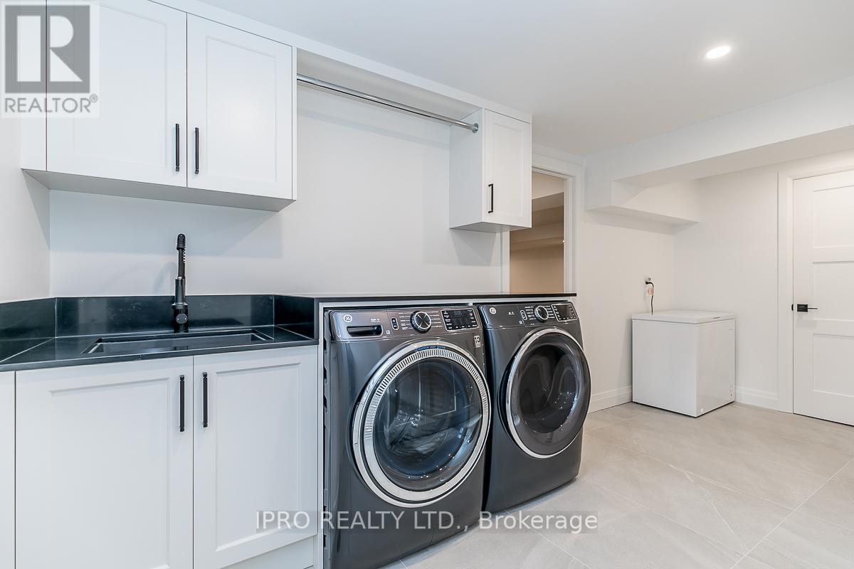 10 GOLFVIEW DR