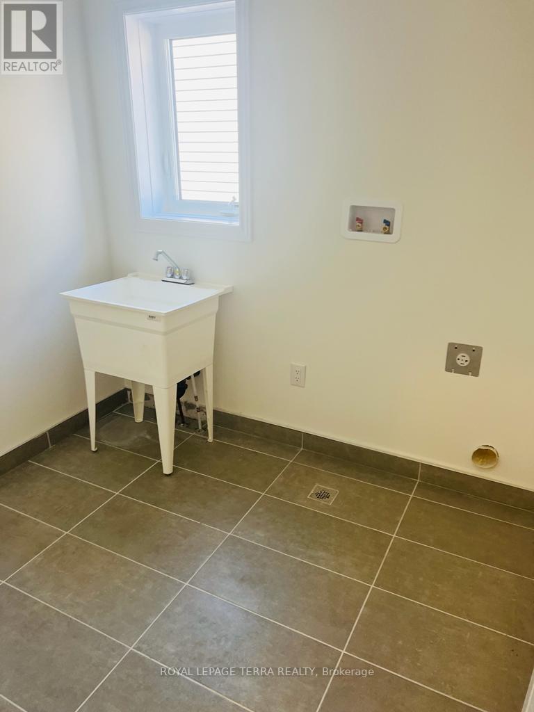 4 DEL RAY CRES