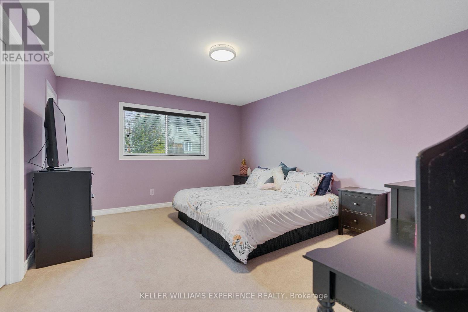 104 PEARL DR