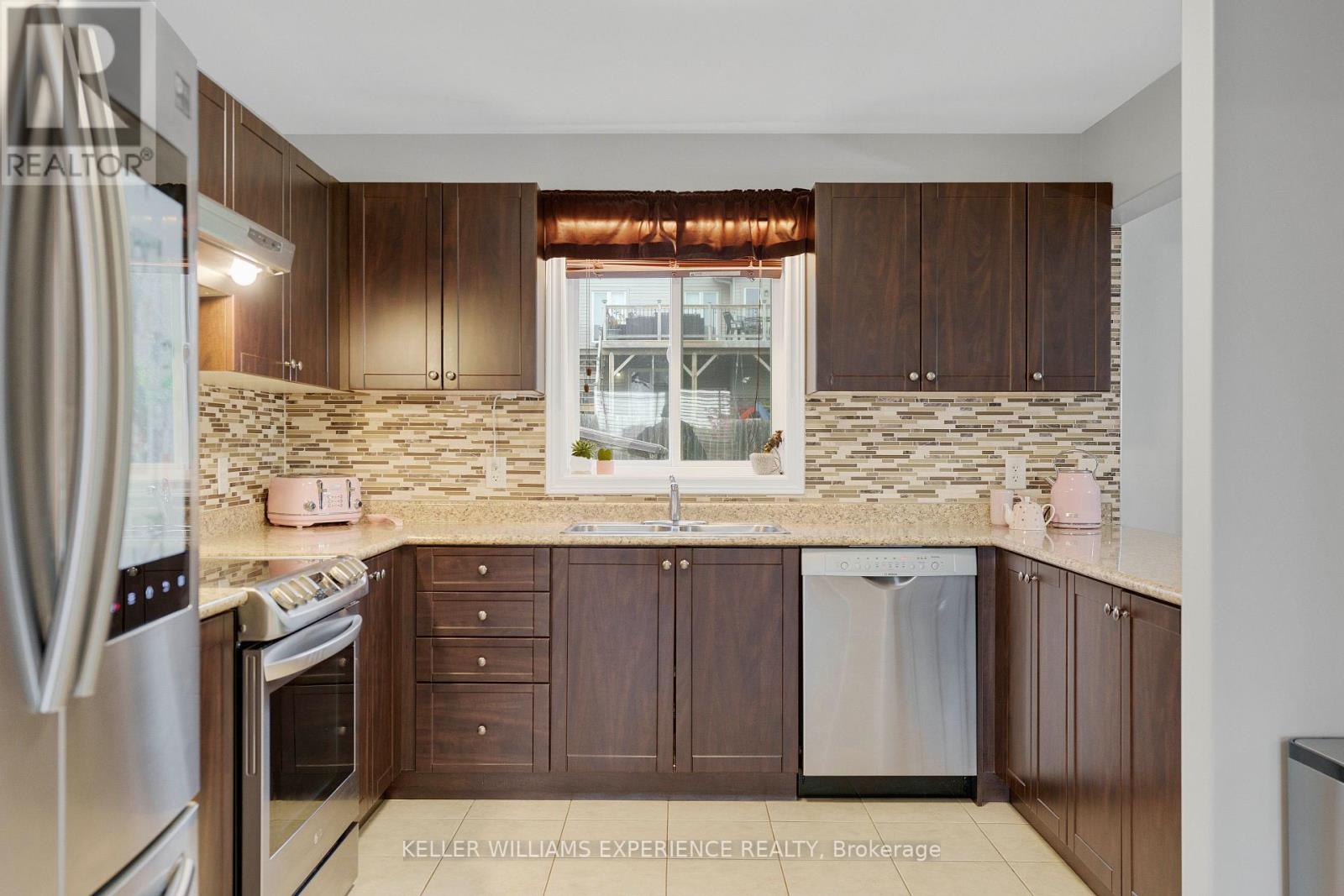 104 PEARL DR