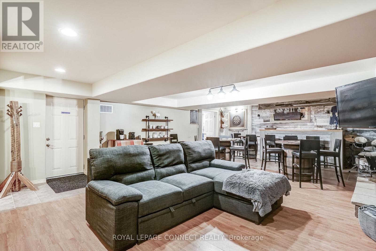 1600 GOLF LINK RD